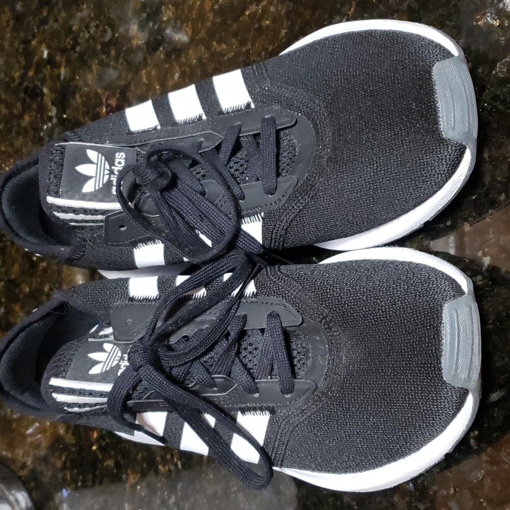 adidas womens Shoes
